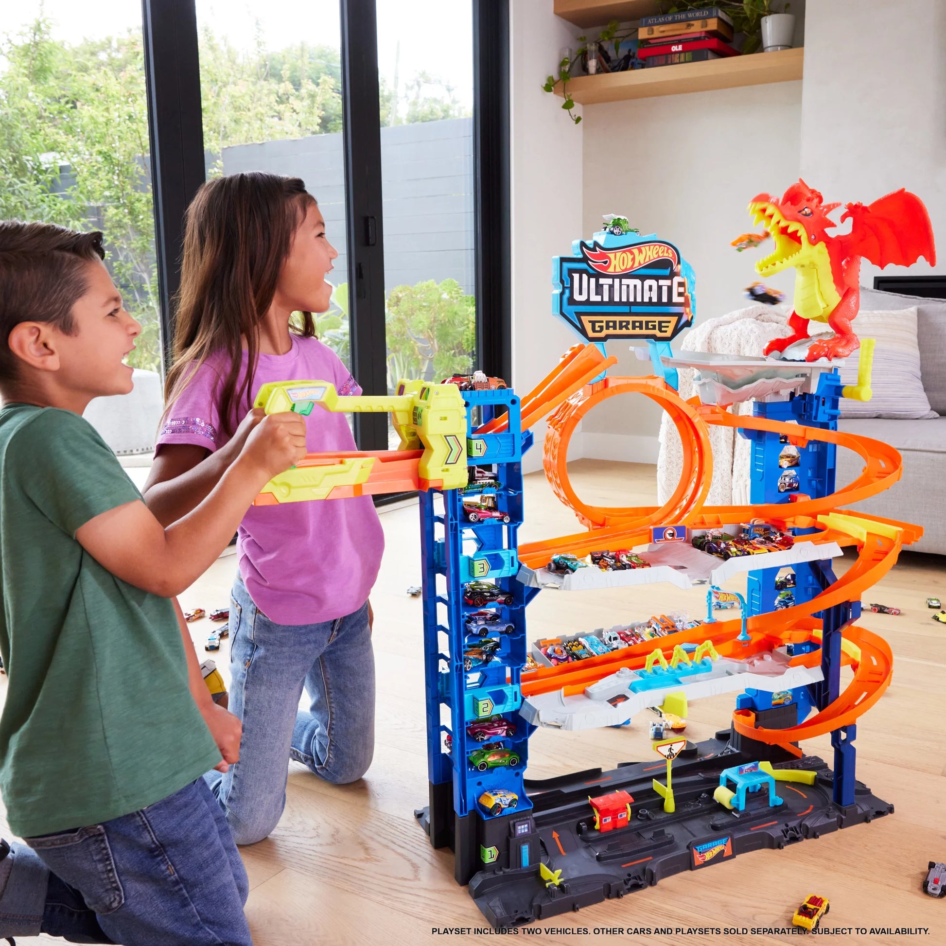 City Ultimate Garage Playset with 2 Die-Cast Cars, Storage for 50+ Cars Child Age 4-8